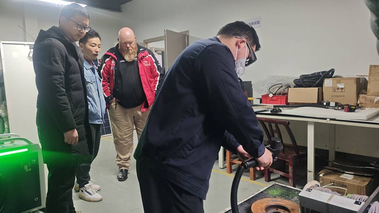 4 4